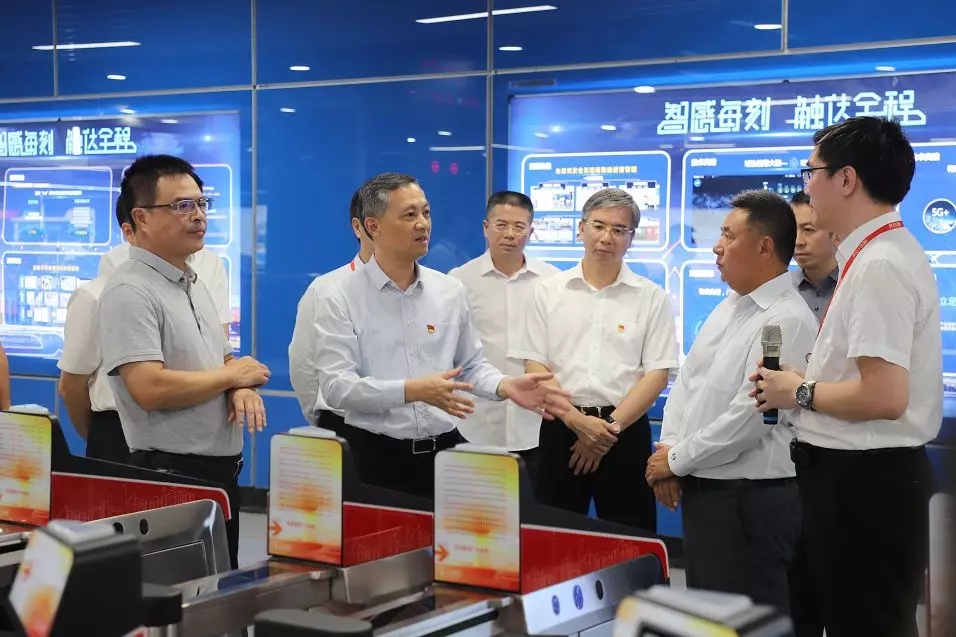 1572952360129181.jpg 640.webp.jpg